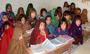محرومیت ها و رنج های مضاعف کودکان افغانستان