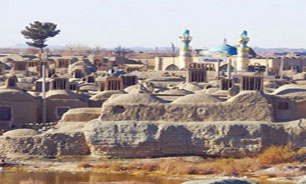 چنار 800 ساله در  نزدیکی "تهران"