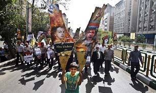 رویترز: خیل گسترده‌ای از مردم در راهپیمایی تهران