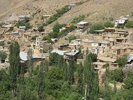 تمامی روستاها و مناطق فیروزکوه از خدمات دولت یازدهم بهره مند شده اند