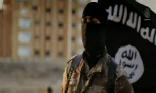 حضور یک آمریکایی درمیان تروریست‌های "داعش" + فیلم