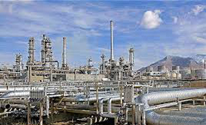 ساخت پالایشگاه بنزین در فارس با تلاش متخصصان ایرانی
