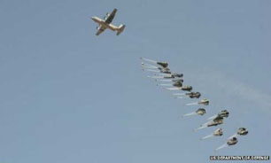 آمریکا با هواپیما برای کُردها در کوبانی سلاح و مهمات ریخت/ این حرکت باعث خشم ترکیه خواهد شد