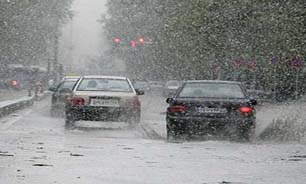 بارش باران در اکثر جاده‌های کشور