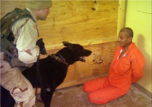 وقتی آمریکا شکنجه را «فنون بازجویی پیشرفته» می‌خواند+ عکس