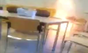 انفجار ترقه آتش‌بازی در سالن غذاخوری مدرسه + فیلم