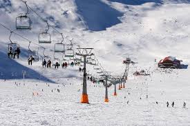 پیست اسکی آلوارس قطب ورزش زمستانی استان اردبیل