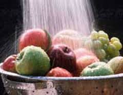 ‌میوه‌ها را با اسکاچ بشویید!