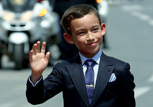 حرکت غافلگیرانه شاهزاده نوجوان مراکشی در مقابل چاپلوسی + فیلم