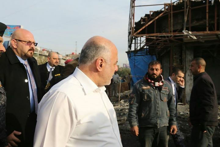 بازدید نخست وزیر عراق از محل انفجار خونین بغداد+ تصاویر