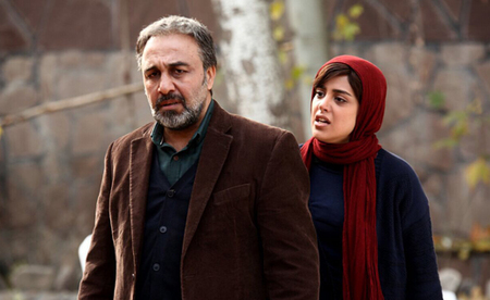 از «هفت ماهگی» علیمردانی تا «بارکد» سینما/ خوانندگی حامد بهداد در کاخ جشنواره + فیلم