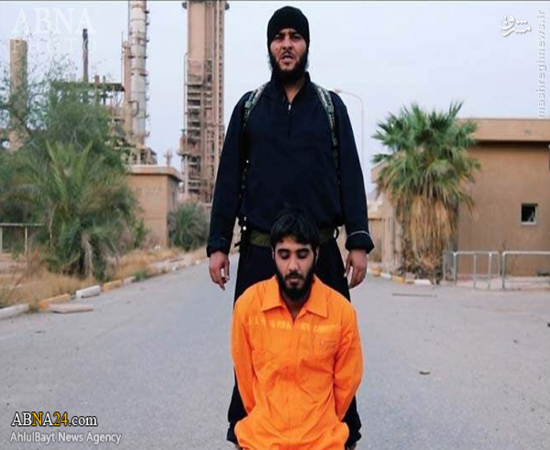 ذبح جوان عراقی به دست جلاد داعش + تصاویر(18+)