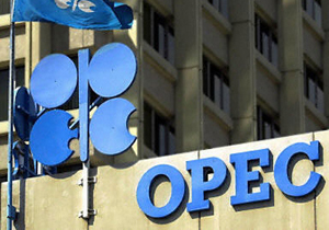 رویترز: بررسی احتمال کاهش تولید نفت ایران در نشست ماه ژوئن اوپک