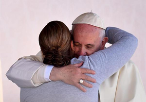 قربانیان آزار جنسی خواستار دیدار با پاپ شدند