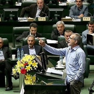 کسانی که مهر تایید به دولت سابق می‌زدند، از وکیل‌الدوله‌ها هم بدترند/تحمیل مجلس ششم به دهم