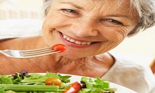 توصیه‌هایی برای طول عمر و زندگی سالم‌تر سالمندان