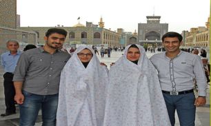جشن ازدواج دانشجویی در حرم امام رضا علیه السلام + تصاویر