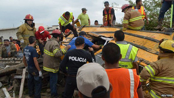 توفان مکزیک 13 قربانی گرفت+تصاویر