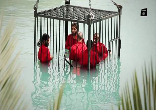 روش نوين داعش برای اعدام قربانیان +عکس