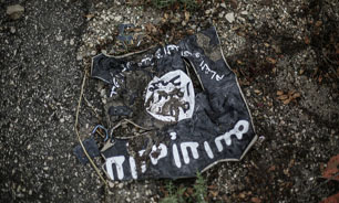داعش برای جذب نیرو از طالبان به هر دری می زند/ اعدام به طرز فجیع به دست داعش+ عکس