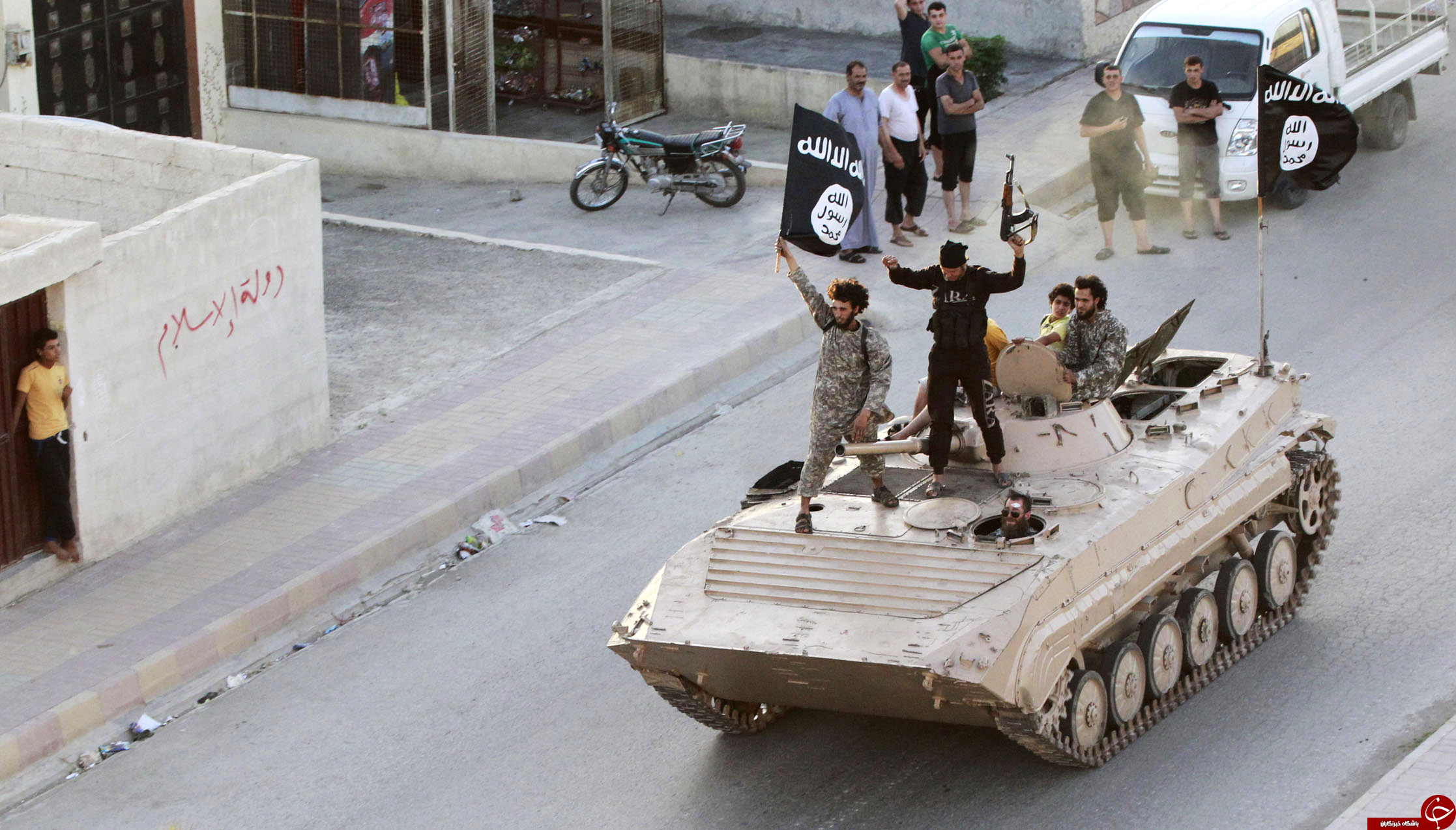چرا اروپاییان به داعش می‌پیوندند؟ + تصاویر