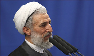 آمریکا خواب تسلیم شدن ملت ایران را به گور خواهد برد/ نقد از تیم مذاکره کننده باید منصفانه باشد