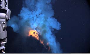 استفاده از هواپیماهای بدون سرنشین این‌بار برای رصد آتشفشان‌های زیر آبی + تصاویر