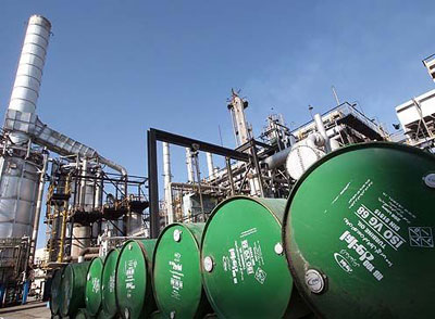 کاهش بهای جهانی نفت: عربستان متضرر، آمریکا خشنود