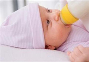 آیا نوزادانی که با شیر مادر تغذیه می کنند در خطرند