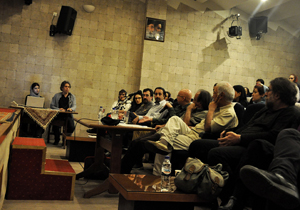 داوری مسابقه عکس تئاتر با حضور شرکت کنندگان برگزار شد