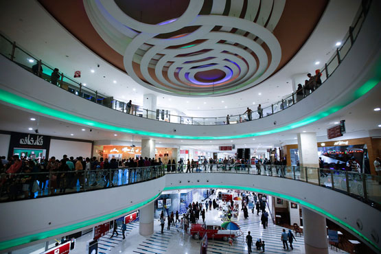 گزارش بلومبرگ از بزرگترین مرکز خرید ایران در اصفهان