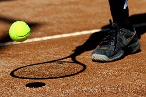 مسابقات تنیس جام ستارگان با برد مرد شماره یک آغاز شد