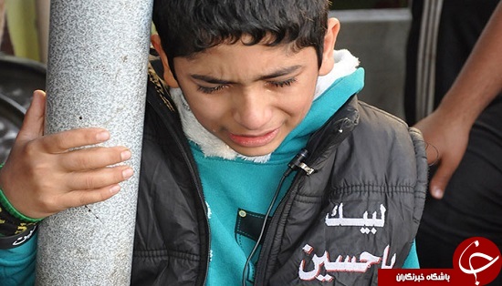 کودک معلول روز اربعین در حرم امام حسین(ع) شفا یافت + تصاویر