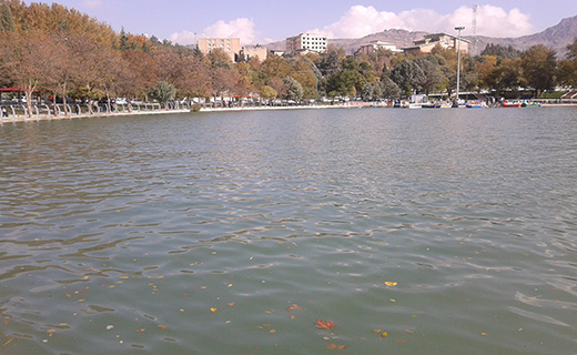 بزرگترین دریاچه درون شهری کشور در پاییز