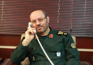 تاکید وزیر دفاع بر تشدید عملیات نظامی برای آزادسازی مناطق باقیمانده در اشغال تروریستها