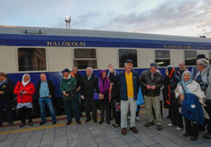 نخستین قطار گردشگران خارجی میهمان کاشان پایگاه تاریخ تمدن جهان