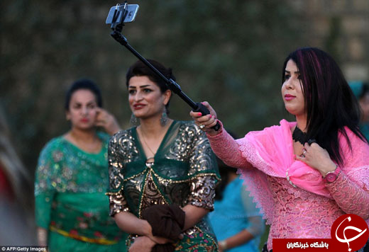 زنان پیشمرگه در میدان جنگ با داعش، نوروز را جشن گرفتند+تصاویر