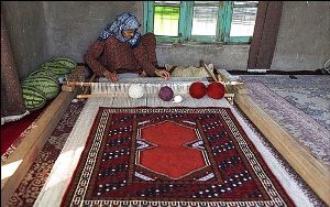 تمهیدات جدید برای توسعه صنعت فرش دستباف گلستان