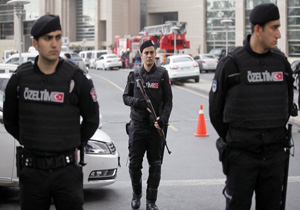 بازداشت همسران 105 افسر ارتش ترکیه