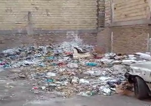 گلایه یک شهروند از انباشت زباله + فیلم