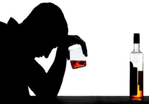 مصرف مشروبات الکلی منجر به فوت یک نوجوان و بستری شدن 6 تن دیگر شد