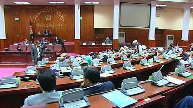 مجلس افغانستان رسانه‌ها را مکلف به استفاده از واژه «شهید» برای کشته‌شدگان نیروهای امنیتی کرد