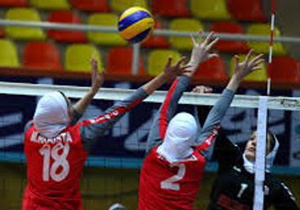 مسابقات والیبال 4 نفره بانوان استان اصفهان در اردستان برگزار شد
