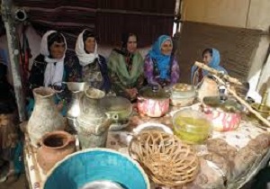 برپايی نمايشگاه صنایع دستی و غذاهای سنتی در ديواندره