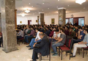 120 دانشجوی ایرانی، چشم‌انتظار دیپلماسی ظریف در هند
