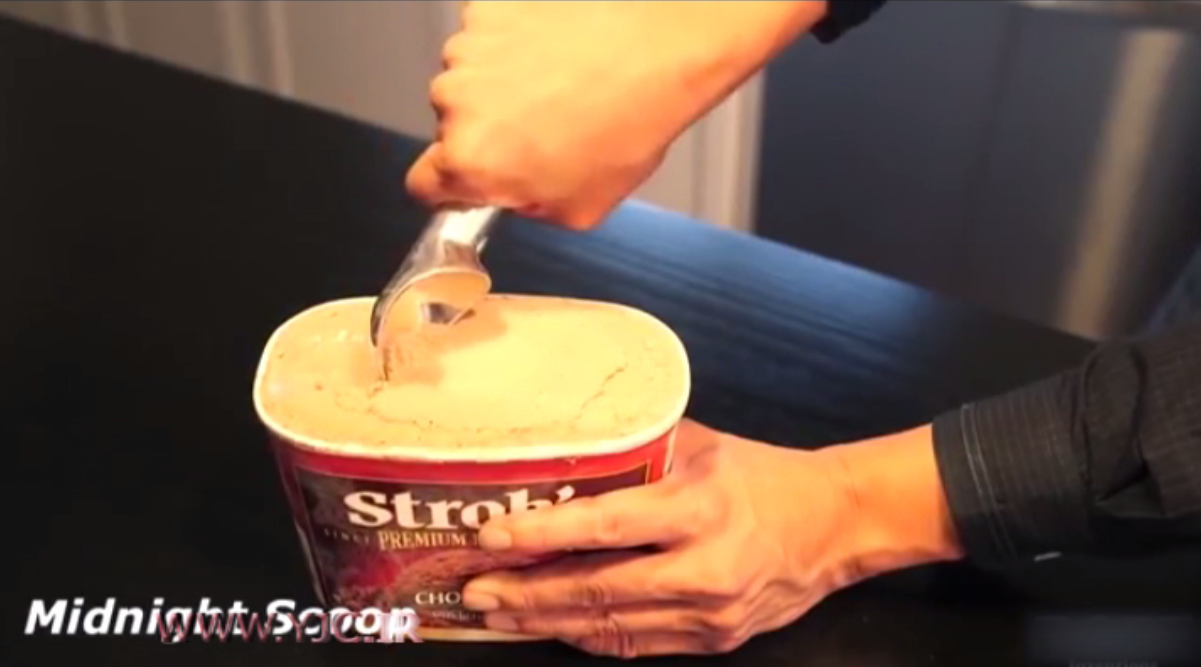 با این نوآوری راحت تر بستنی بخورید +فیلم