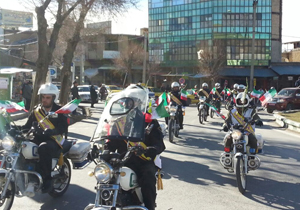 رژه موتوری نیروهای مسلح در شهرکرد