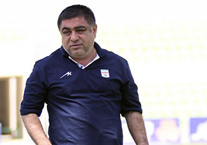 سرمربی تیم فوتبال فجر شهید سپاسی شیراز استعفا داد