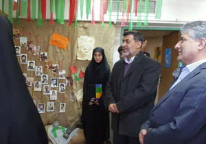 افتتاح نمایشگاه مدرسه انقلاب با حضور رئیس بسیج فرهنگیان