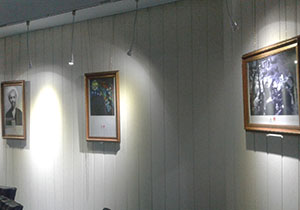 برپایی نمایشگاه عکس و نقاشی فجرآفرینان درشهرستان الیگودرز